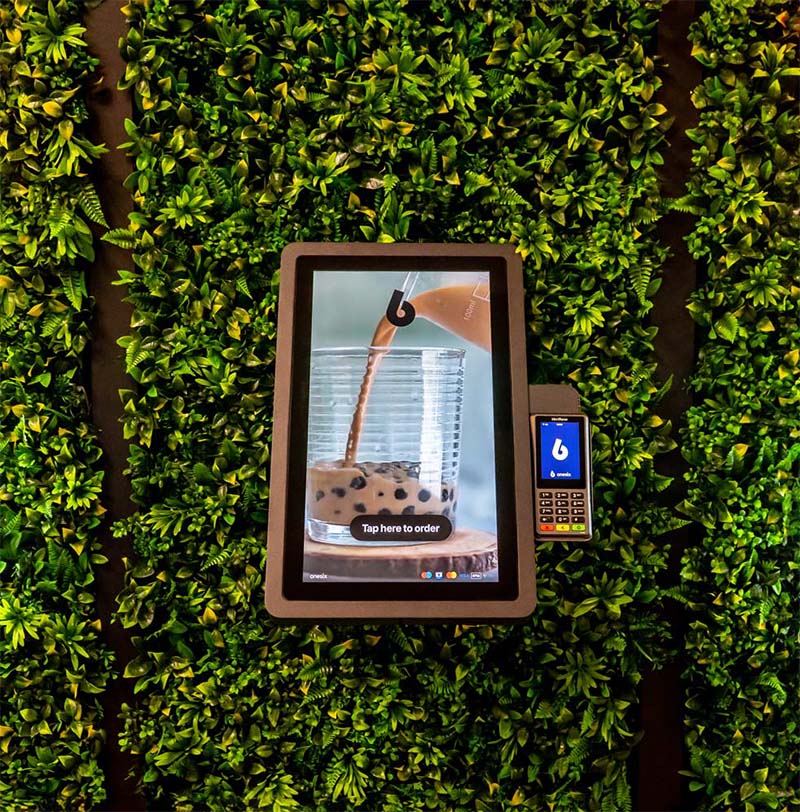 Kiosk Pro Wall front